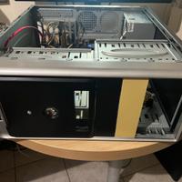 PC fisso i3 8gb ddr3 Linux Mint