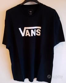 T-shirt nera Vans 