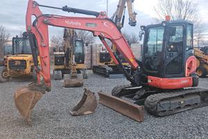 Escavatore Kubota U55-4