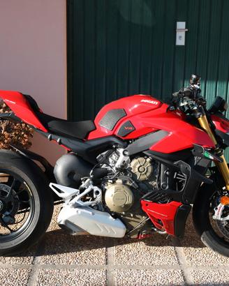 Ducati Streetfighter V4S