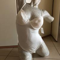 Body perizoma con coppe