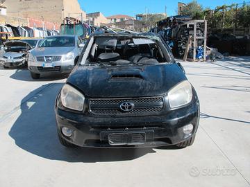 Ricambi usati Toyota Rav4 2.0 (2004)