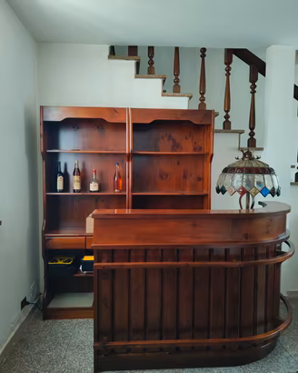 Mobile bar in legno  Bancone+Retrobar+2 Sgabelli