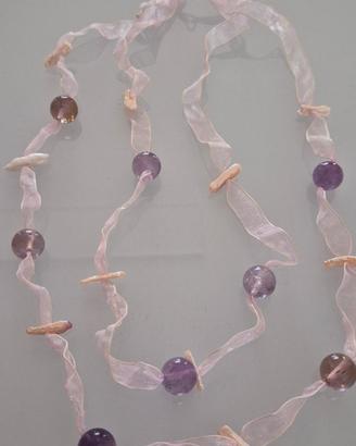 Collana artigianale con ametiste e madreperla