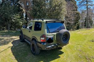 Mitsubishi Pajero V60