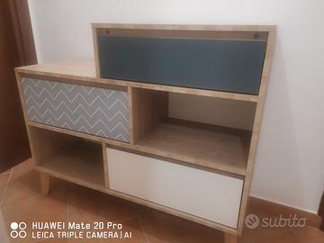 Mobile con cassetti 