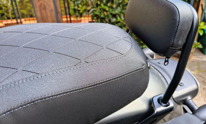 Schienalino originale Honda Rebel 1100 2021-2024