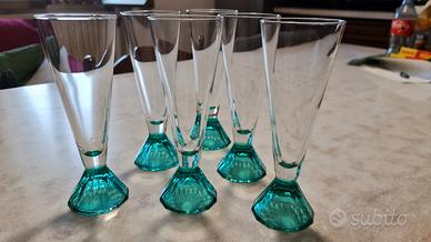 Bicchieri forma calice in vetro da aperitivo