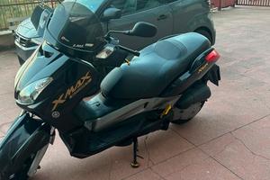 Yamaha Xmax 125