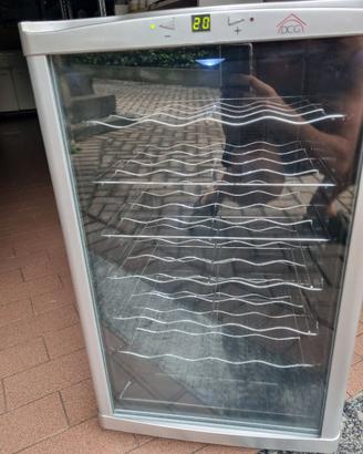 cantinetta vino 24 bottiglie nuova luce led frigor