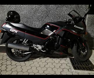 Kawasaki Gpx 750 R asi fmi z 750