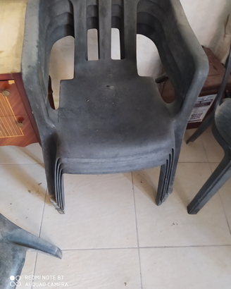 5 sedie in plastica verde scuro