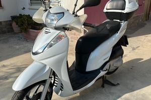 Honda SH 300