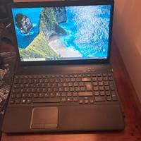 Sony Vaio 15" - SSD 240GB - Pronto all'uso