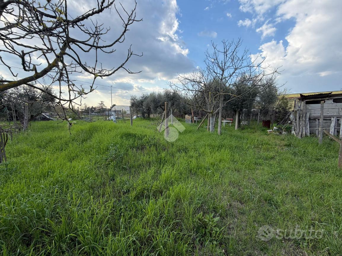 TER. RESIDENZIALE A ROMA - Vista 2