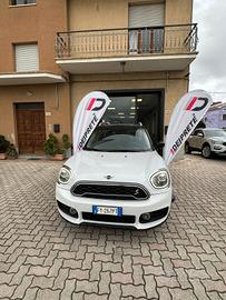 Mini Cooper S Countryman 1.5 SE Hype ALL4 Automati