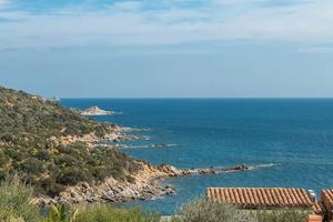Villasimius, via Maestrale, villa con giardino