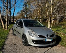 RENAULT Clio 3ª serie - 2007