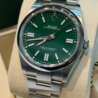 Rolex OP 124300 Verde 2025 41mm Like New