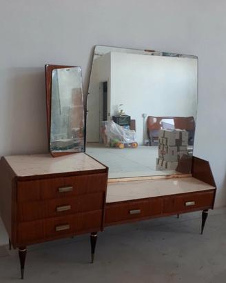 mobile specchio camera letto anni 60