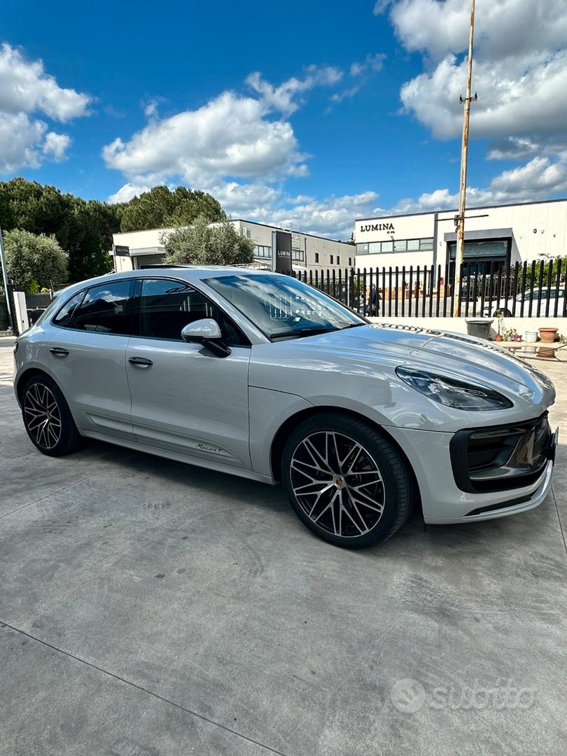 Porsche Macan 2023 photo 2