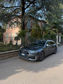 Audi A6 (S6)