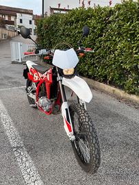 SWM 125