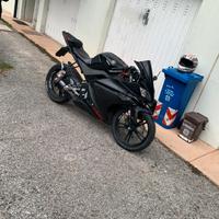 Yamaha yzf r 125