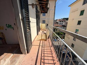 Appartamento di 80 m² con 4 locali a Firenze
