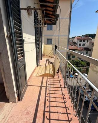 Appartamento di 80 m² con 4 locali a Firenze