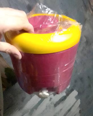 borraccia termos con rubinetto 5 litri 14€ l'uno