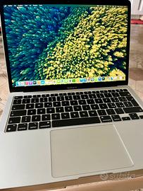 Macbook Air 2020 M1 256GB con cavo + scatola