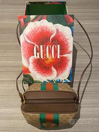 Borsa a tracolla Gucci bag butterfly mini supreme