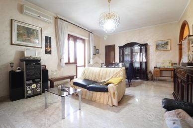 4 LOCALI A FONTE NUOVA