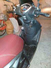 Scooter Kymco Agility 150i