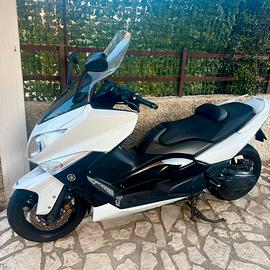 Yamaha TMAX 500