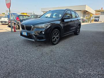 Bmw X1 sDrive16d xLine PERFETTA TETTO GRANDE