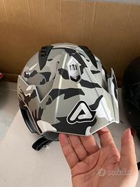 Casco acerbis mimetico
