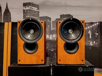 Coppia di Kef Q1 con driver iQ 