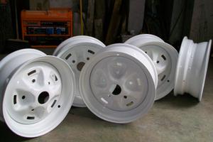 CERCHI  PER LAND ROVER DEFENDER  R16