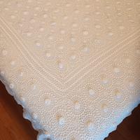 Copriletto all'uncinetto 