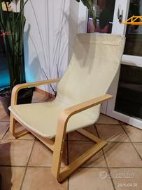 Sdraio IKEA POÄNG legno chiaro