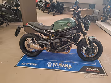 Benelli Leoncino 800