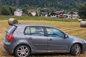 VOLKSWAGEN Golf 5ª serie - 2005