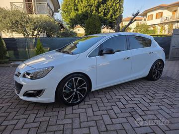 Opel Astra 1.4 Turbo 140CV 5 porte GPL Tech Cosmo