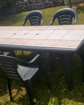 Tavolo allungabile con 6 sedie