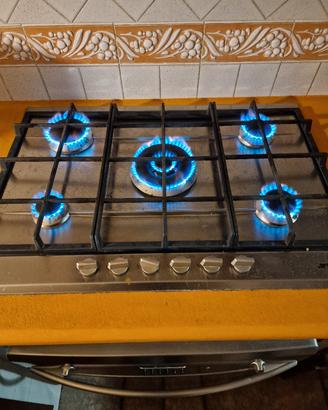 Piano cottura a gas  marca SMEG