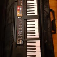 Tastiera Yamaha  PSR  F51