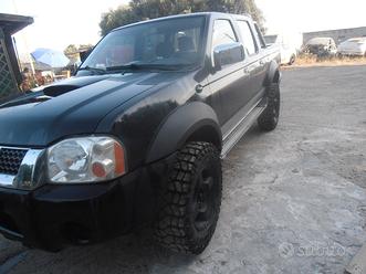 nissan navara  d22 anno 05