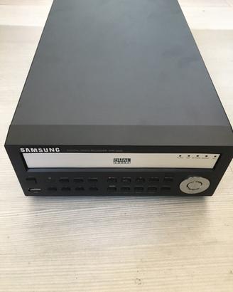 2 Dvr 4 canali + 8 HD di scorta